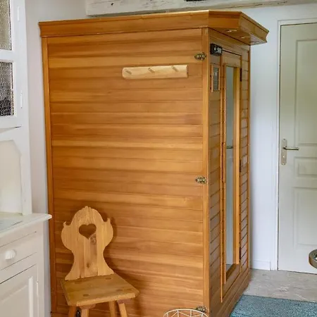 Independante N3 - Bretzel Et Bergamote Bed & Breakfast 3*